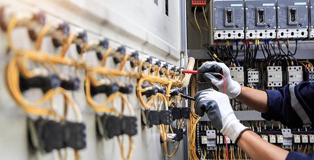Professional Electrician technician working in Garden City, SC